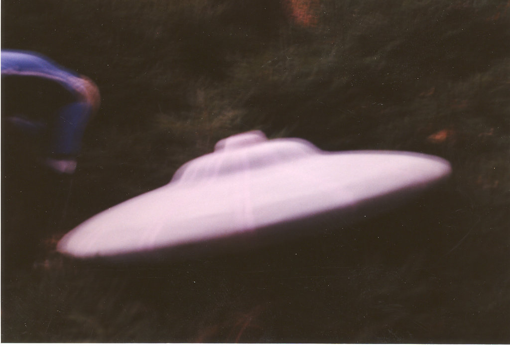 UFO-UNSCHARF.JPG